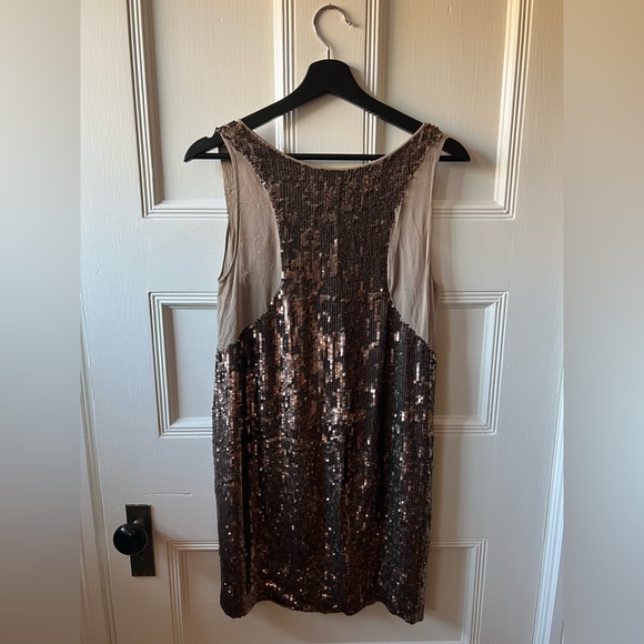 Nicole Miller | Bronze Sequin Silk Shift Mini Dress - Picture 4 of 7